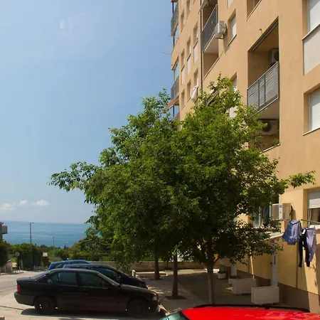 Two Bedroom Apartment Smile With Spacious Terrace And Secure Private Garage *